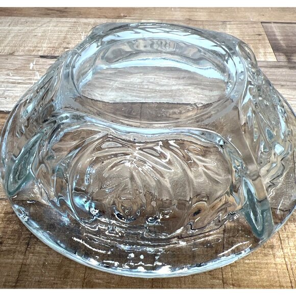 Vintage Clear Pressed Glass Bowl With Floral Design - Picture 3 of 3